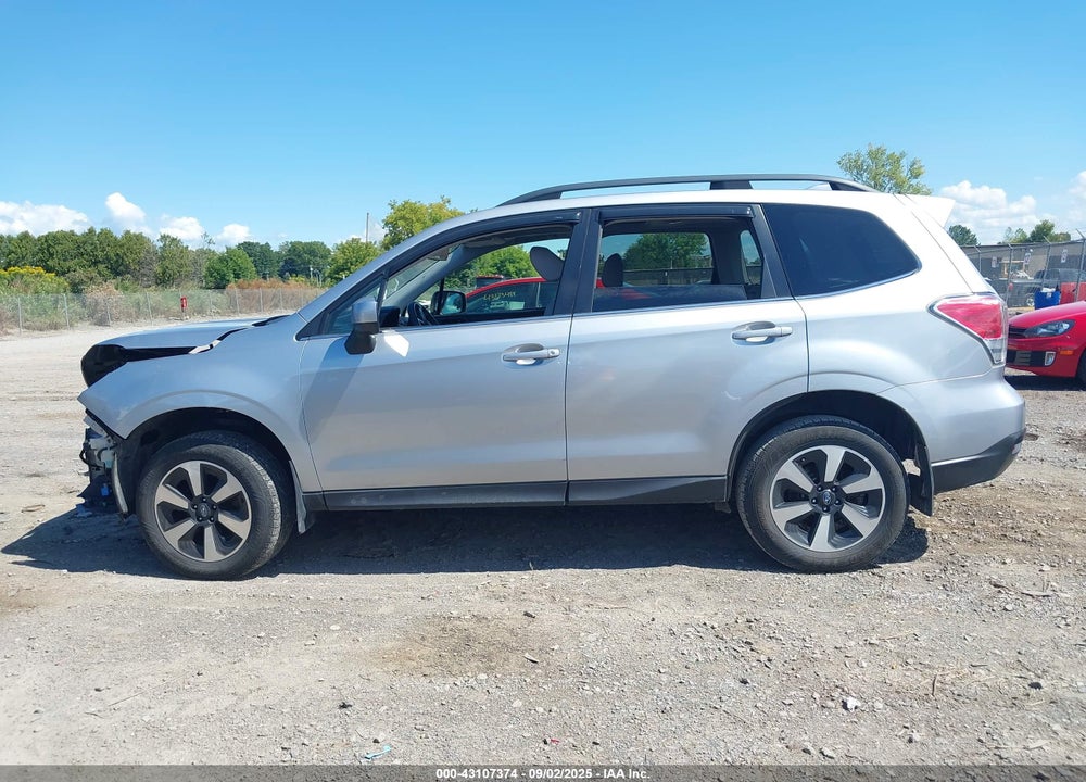 2018 SUBARU FORESTER VIN: JF2SJAJC2JH449477