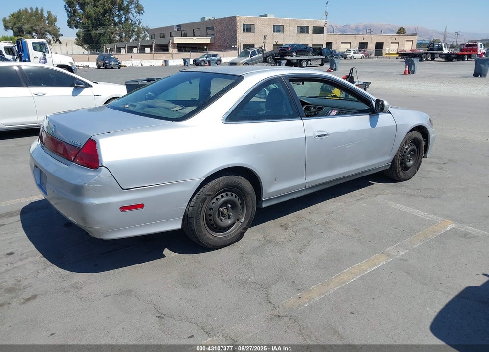 2001 HONDA ACCORD 2.3 EX VIN: 1HGCG31631A003145