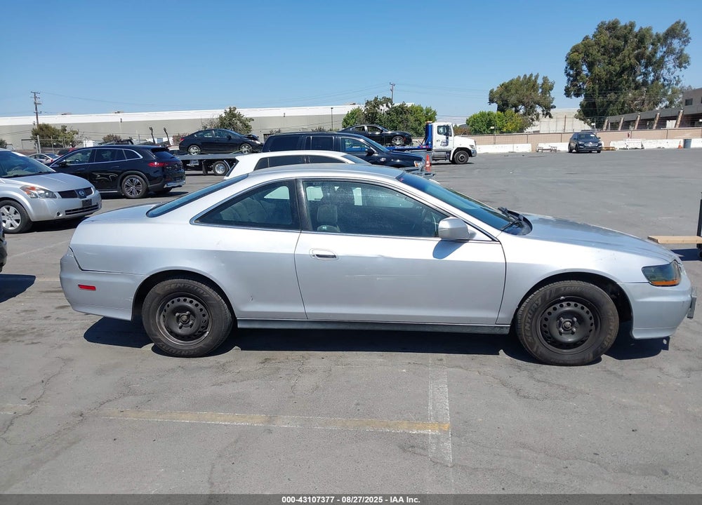 2001 HONDA ACCORD 2.3 EX VIN: 1HGCG31631A003145
