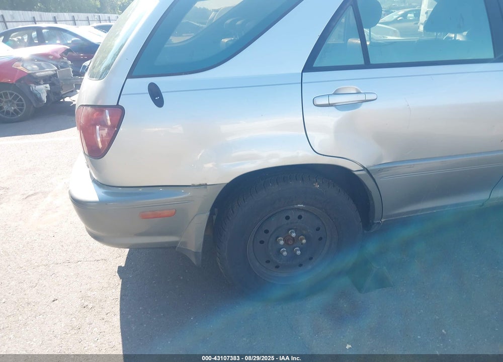 1999 LEXUS RX 300 VIN: JT6HF10U3X0056154