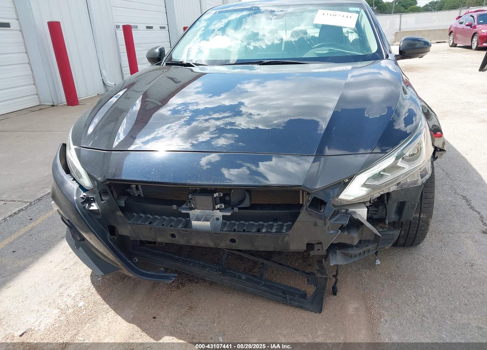 2021 NISSAN ALTIMA PLATINUM INTELLIGENT AWD VIN: 1N4BL4FW6MN310736