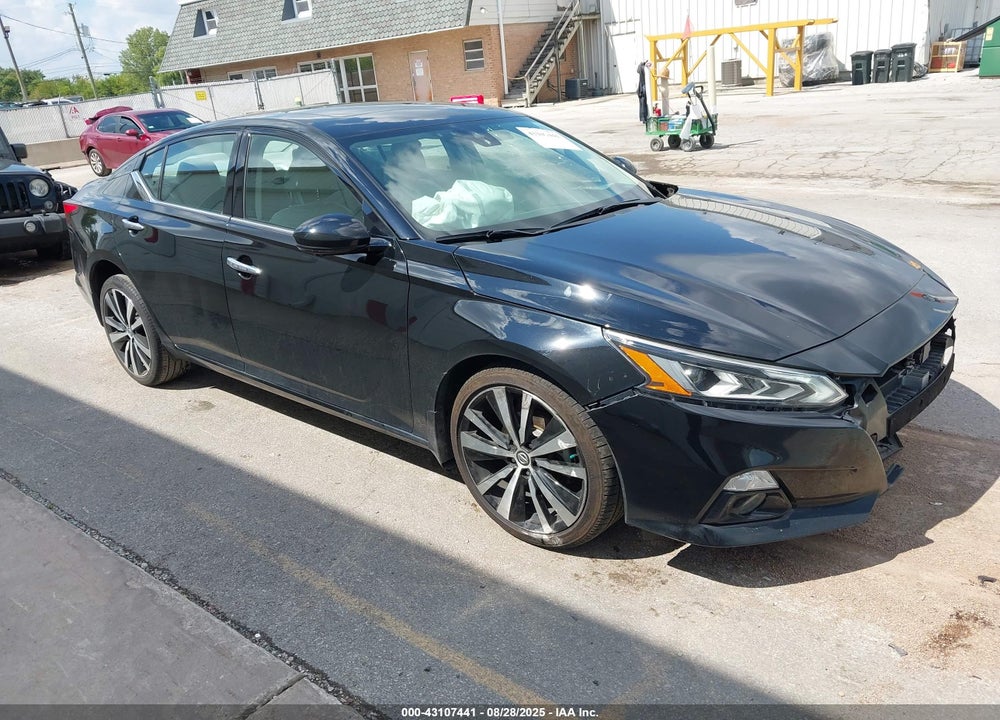 2021 NISSAN ALTIMA PLATINUM INTELLIGENT AWD VIN: 1N4BL4FW6MN310736