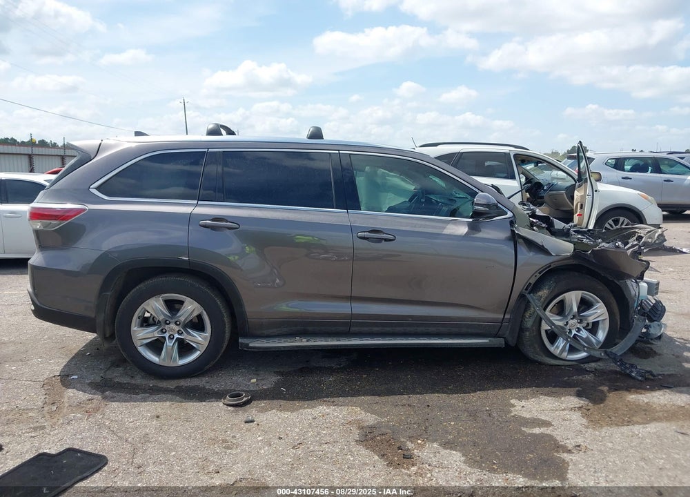 2015 TOYOTA HIGHLANDER VIN: 5TDYKRFH5FS106173