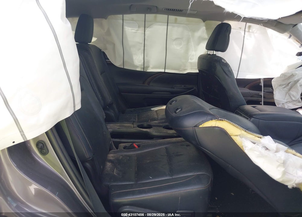 2015 TOYOTA HIGHLANDER VIN: 5TDYKRFH5FS106173