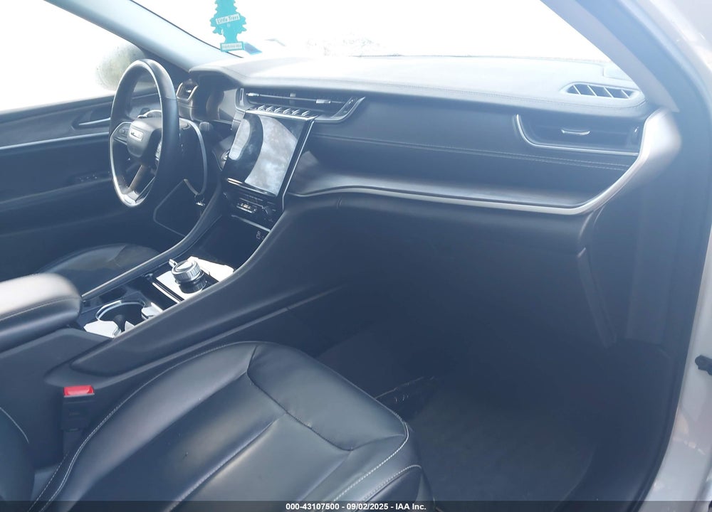 2021 JEEP GRAND CHEROKEE L VIN: 1C4RJKBG4M8182870