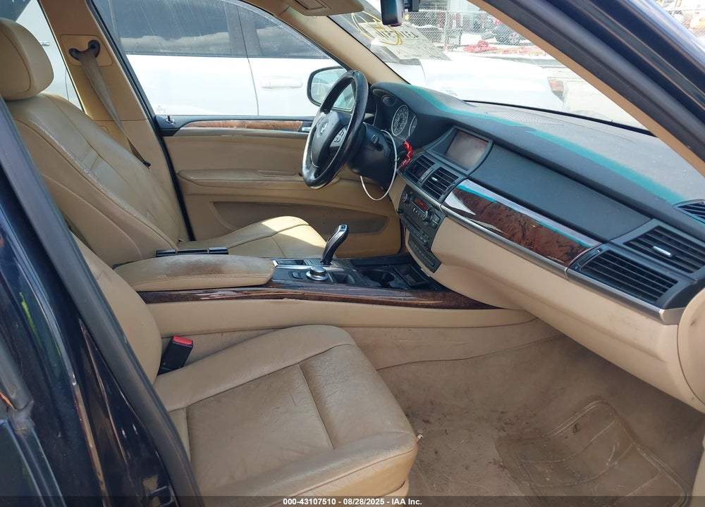 2009 BMW X5 XDRIVE30I VIN: 5UXFE43509L272360