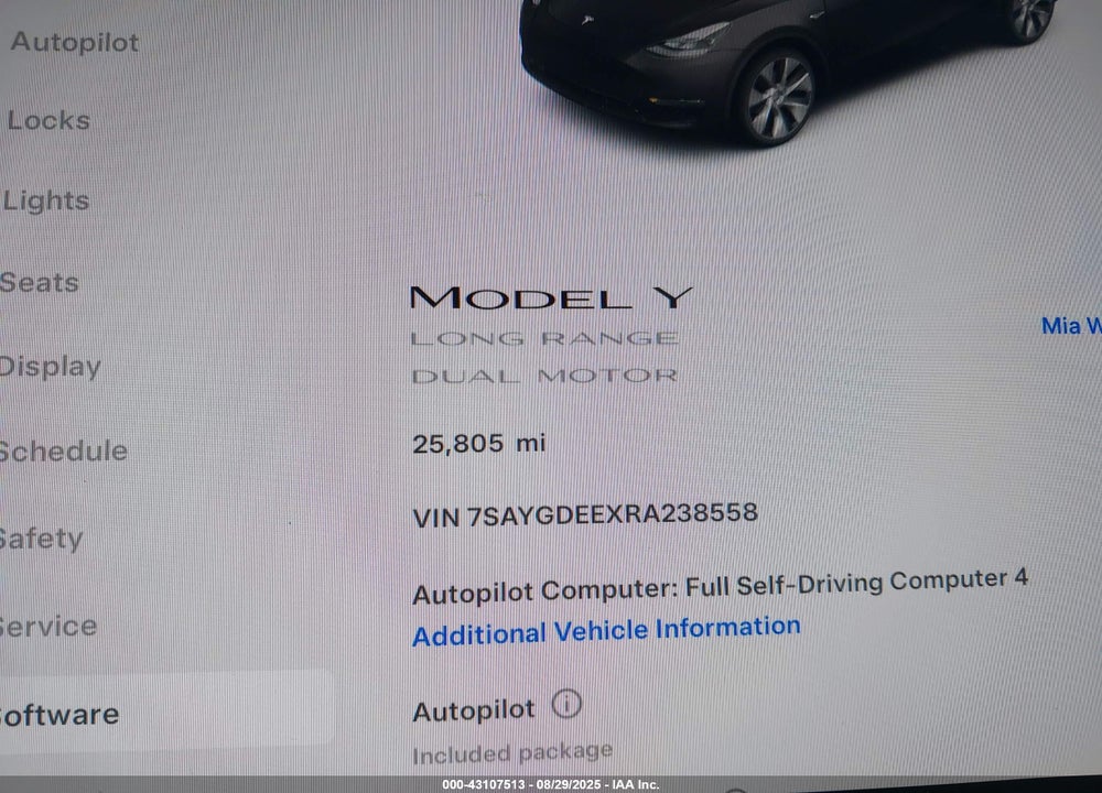 2024 TESLA MODEL Y VIN: 7SAYGDEEXRA238558