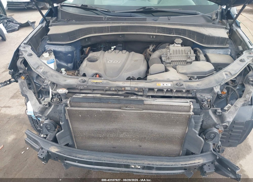 2014 KIA SORENTO LX VIN: 5XYKTCA64EG549237