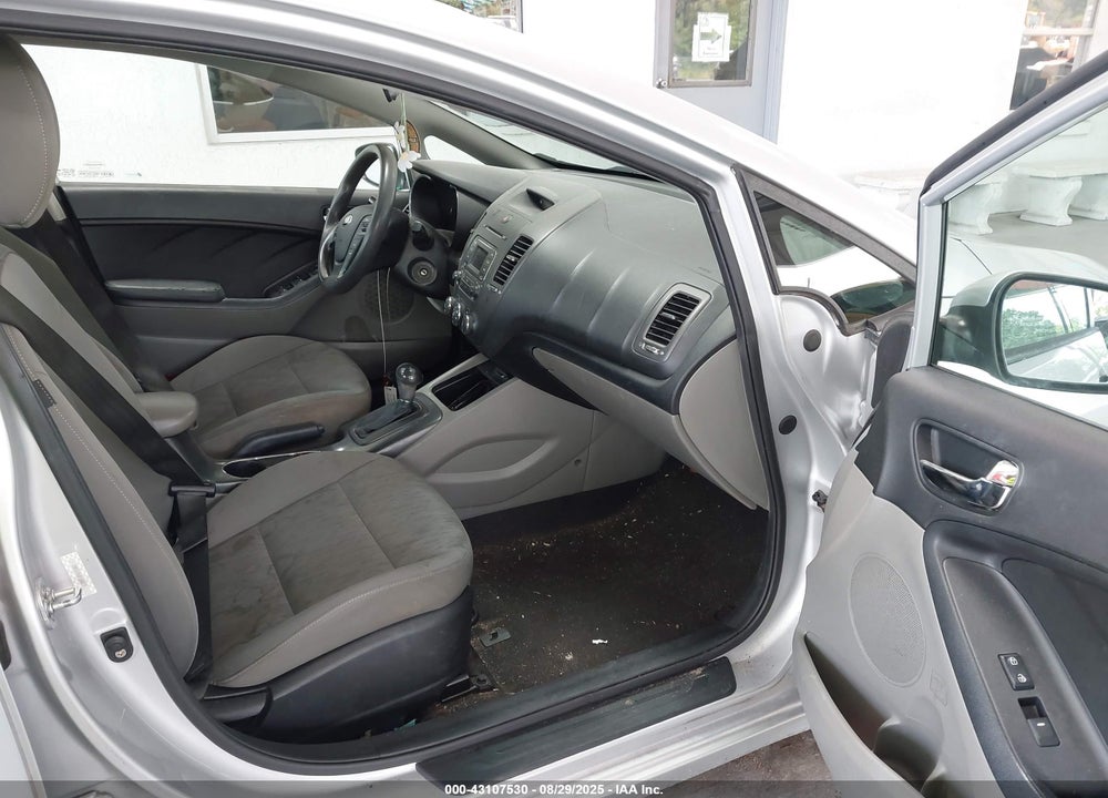 2015 KIA FORTE VIN: KNAFK4A60F5348839