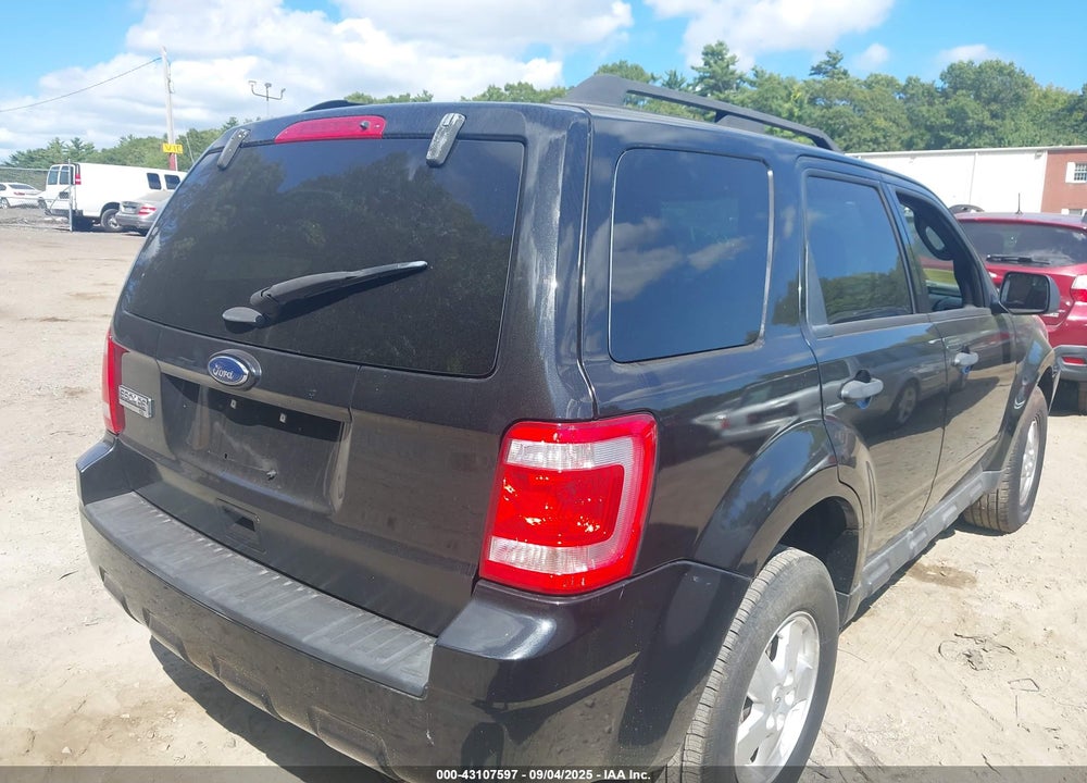 2011 FORD ESCAPE VIN: 1FMCU0D79BKC07983