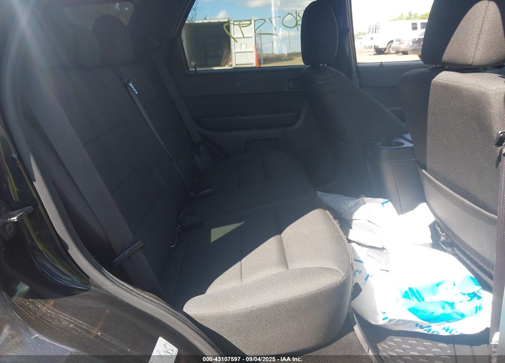 2011 FORD ESCAPE VIN: 1FMCU0D79BKC07983