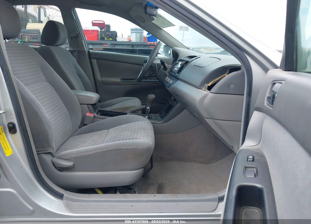 2005 TOYOTA CAMRY VIN: 4T1BF30K45U109390