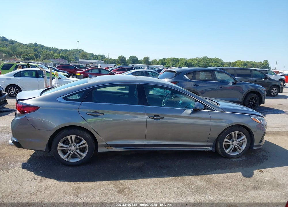 2019 HYUNDAI SONATA VIN: 5NPE34AF9KH778570