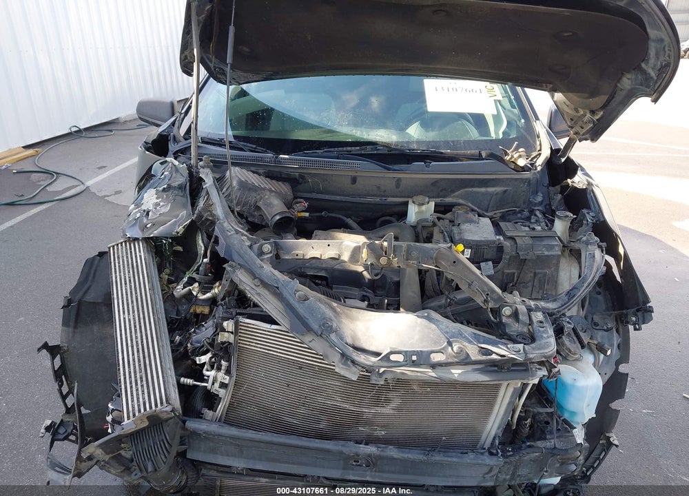 2018 CHEVROLET EQUINOX VIN: 2GNAXHEV8J6320590