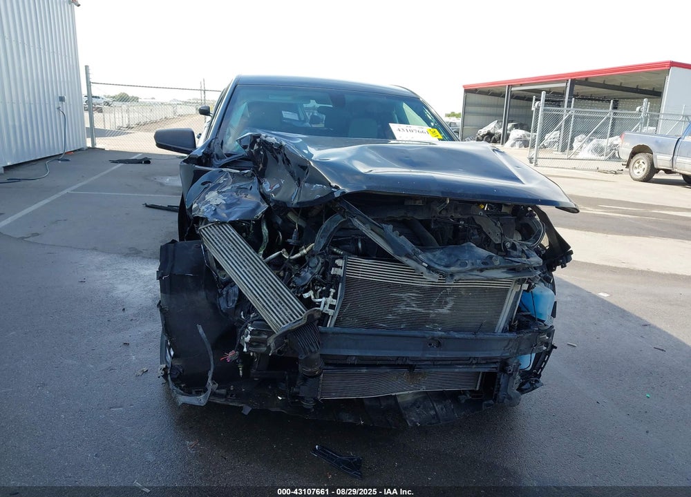 2018 CHEVROLET EQUINOX VIN: 2GNAXHEV8J6320590