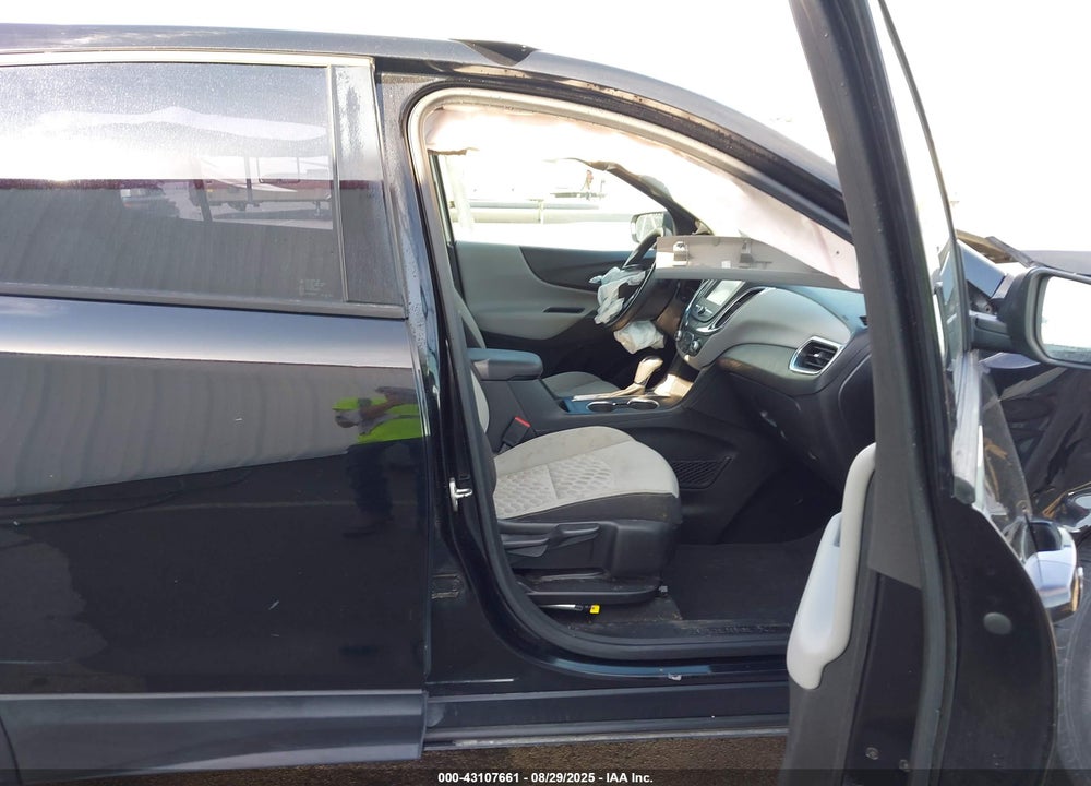 2018 CHEVROLET EQUINOX VIN: 2GNAXHEV8J6320590