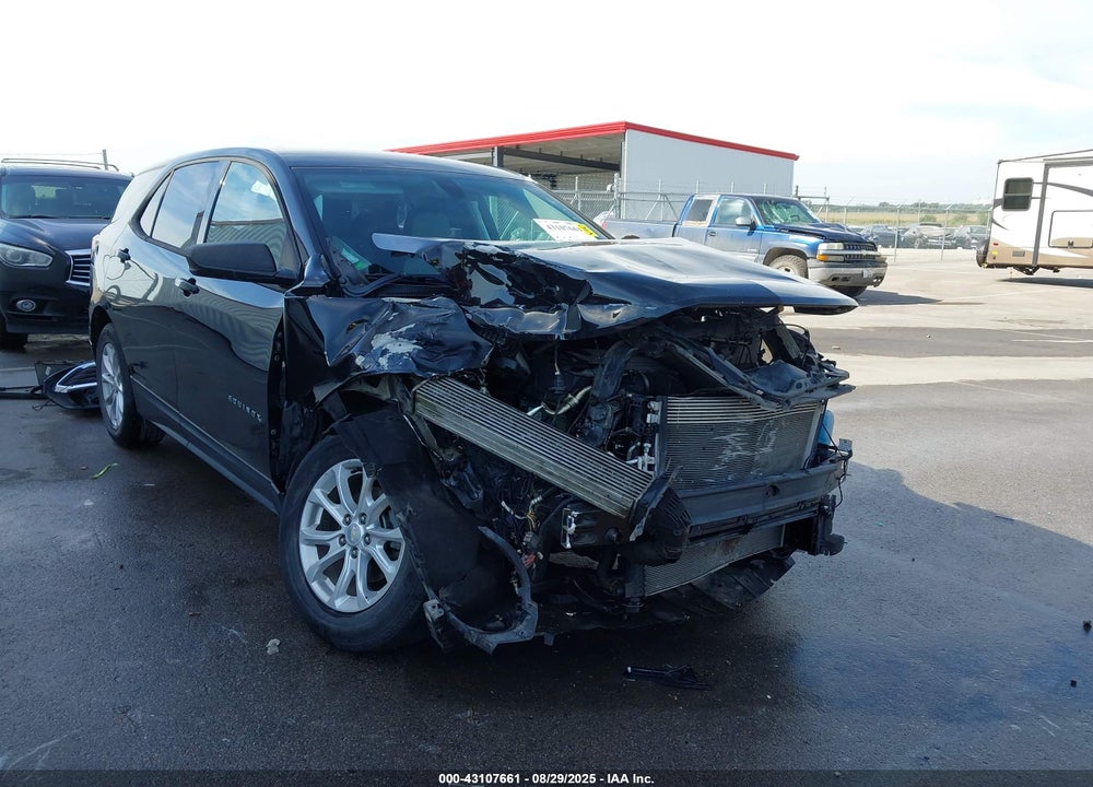 2018 CHEVROLET EQUINOX VIN: 2GNAXHEV8J6320590