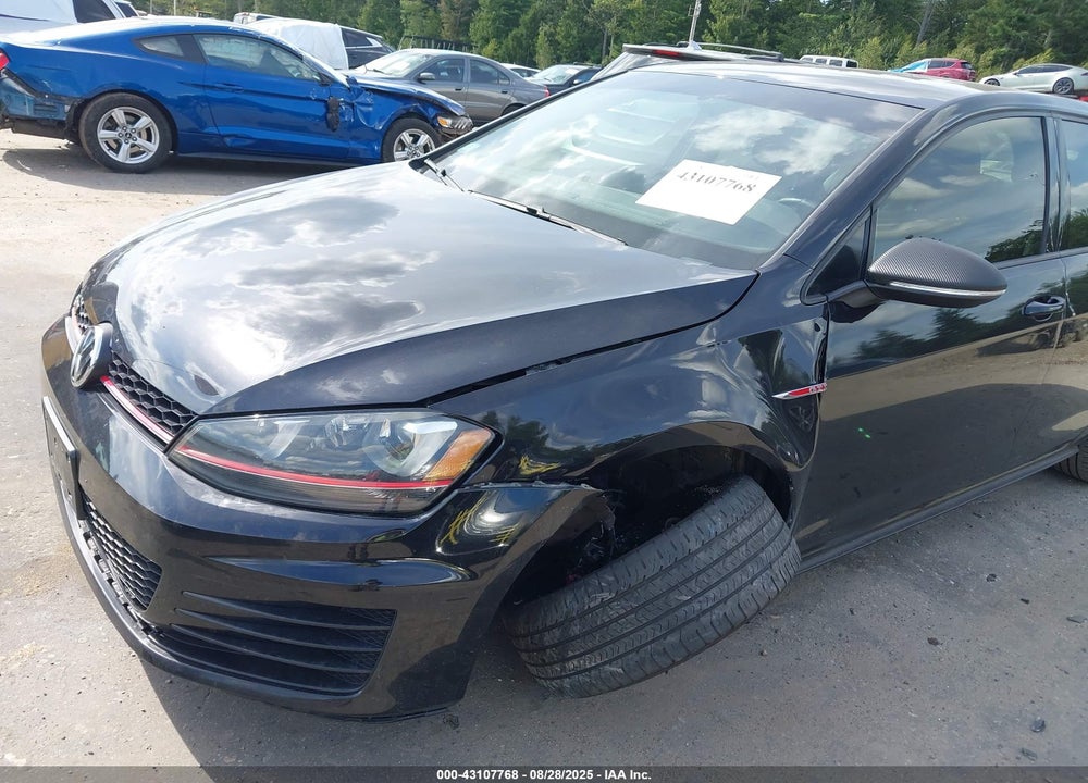 2017 VOLKSWAGEN GOLF VIN: 3VW447AU7HM026987