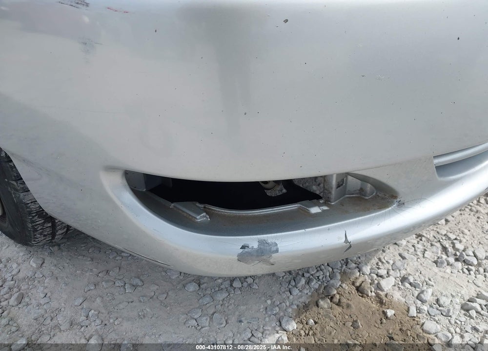 2005 TOYOTA COROLLA CE VIN: 1NXBR32E65Z528341