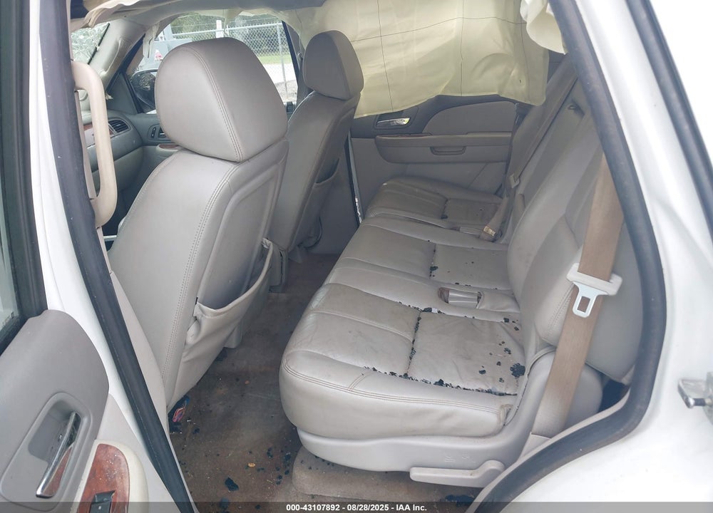 2008 CHEVROLET TAHOE LT VIN: 1GNFC13058J227569