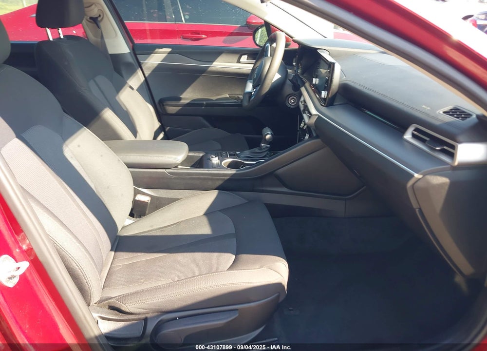 2022 KIA K5 VIN: 5XXG24J23NG088399