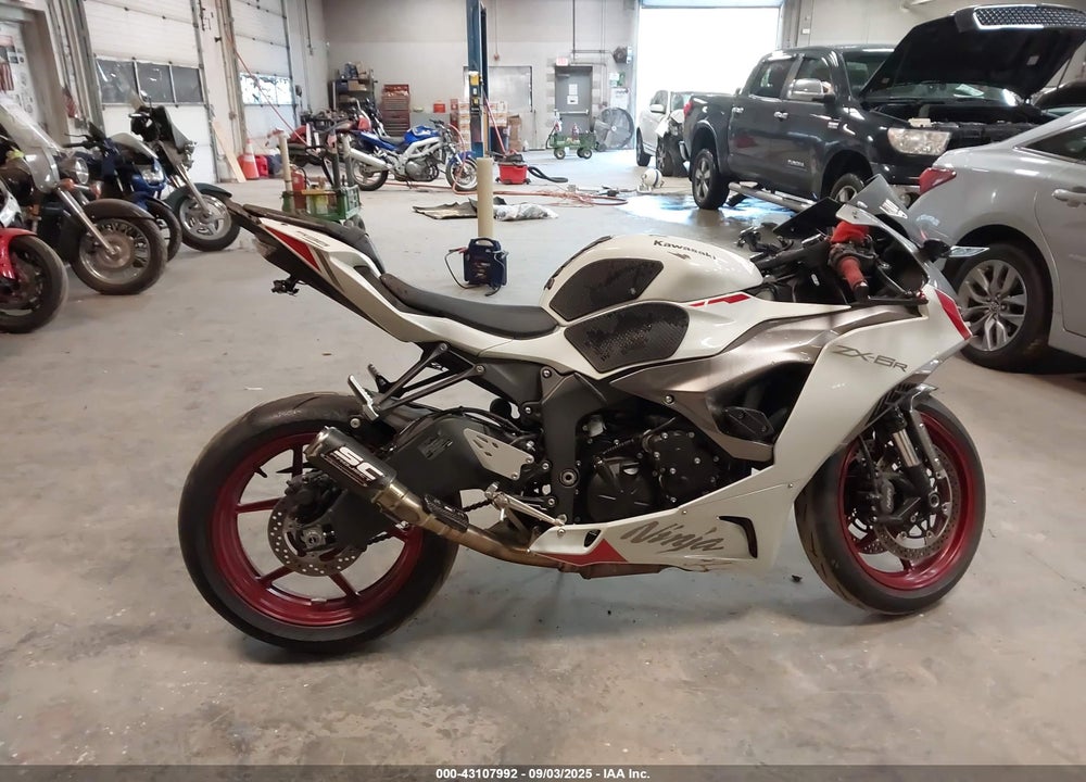 2025 KAWASAKI ZX636 K VIN: JKBZXJJ17SA023259