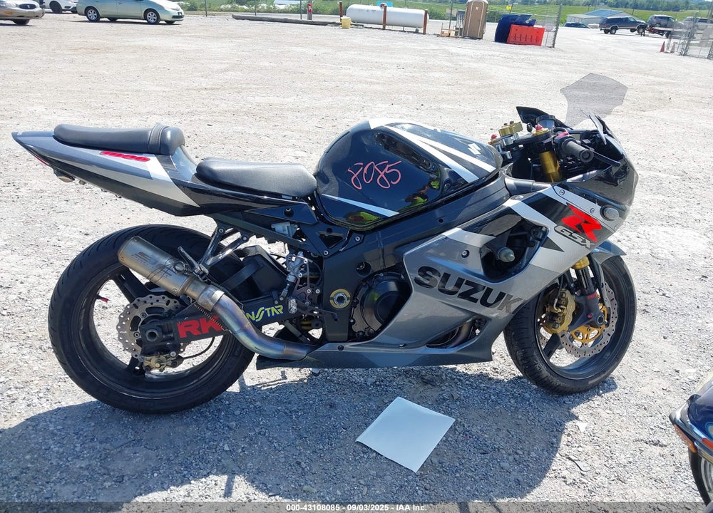 2004 SUZUKI GSX-R1000 VIN: JS1GT75A942107956