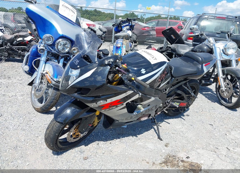 2004 SUZUKI GSX-R1000 VIN: JS1GT75A942107956