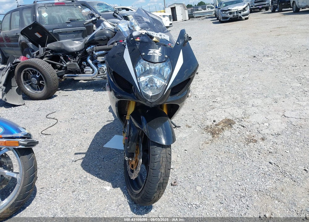 2004 SUZUKI GSX-R1000 VIN: JS1GT75A942107956