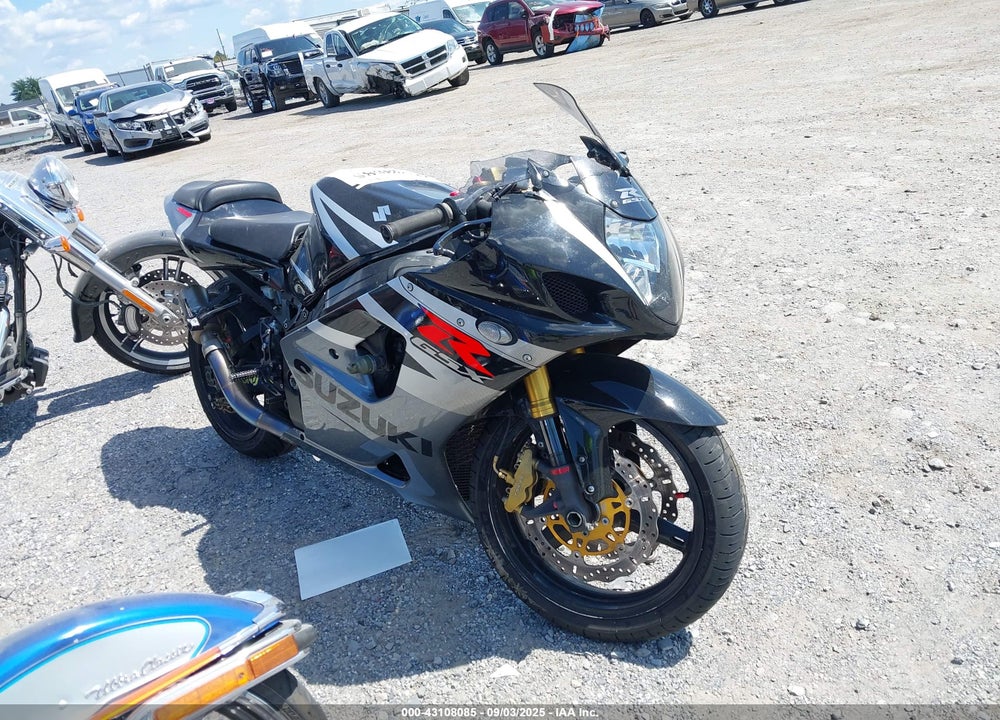 2004 SUZUKI GSX-R1000 VIN: JS1GT75A942107956