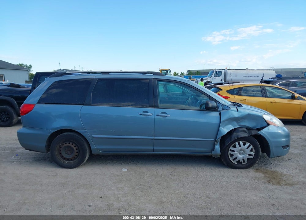 2008 TOYOTA SIENNA VIN: 5TDZK23C38S188122