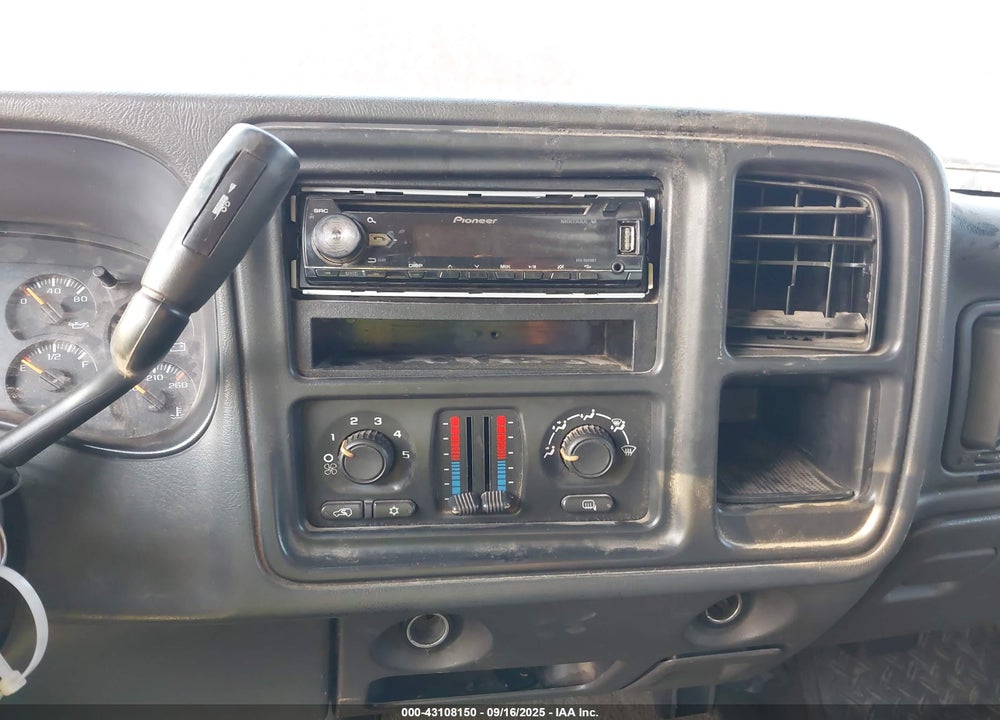 2007 GMC SIERRA 1500 CLASSIC SL VIN: 2GTEK13V971139409