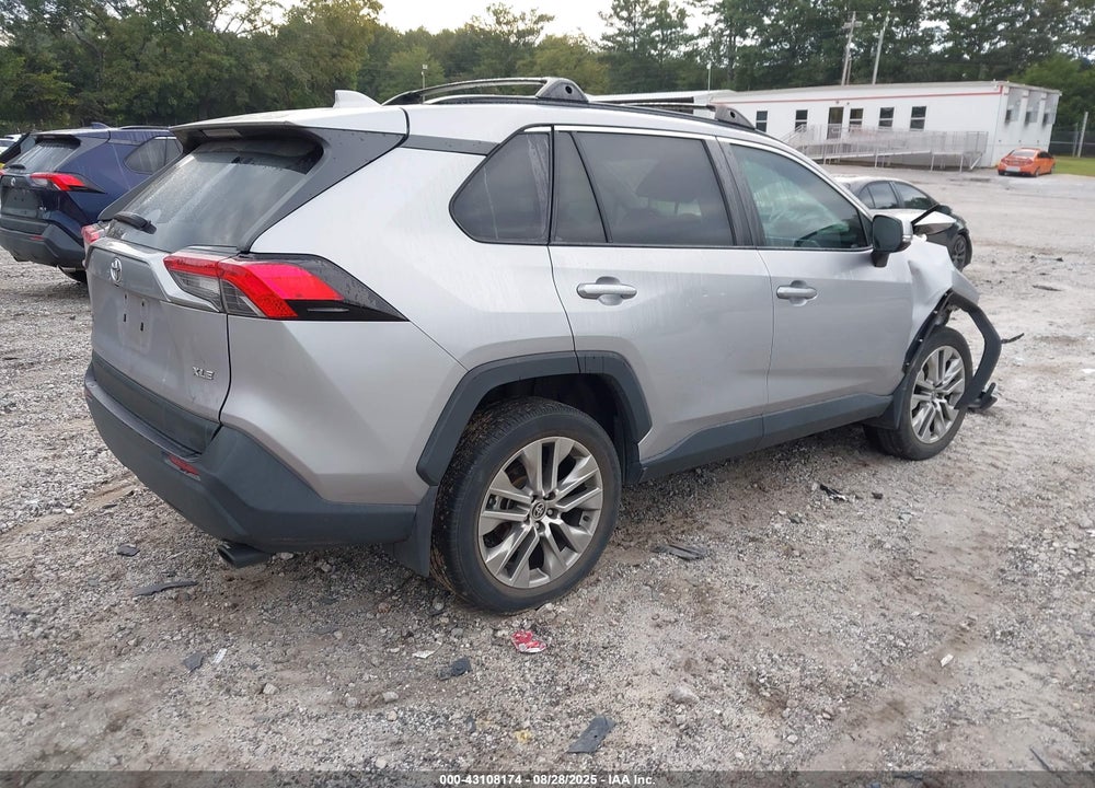 2022 TOYOTA RAV4 VIN: 2T3C1RFV8NC192872