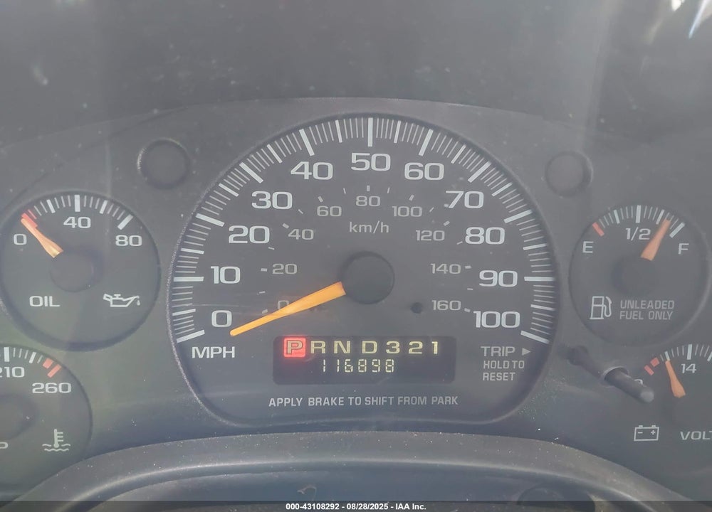 2000 CHEVROLET EXPRESS VIN: 1GCFG15W4Y1119278