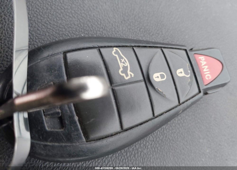 2010 DODGE CHARGER VIN: 2B3CA3CV7AH124171