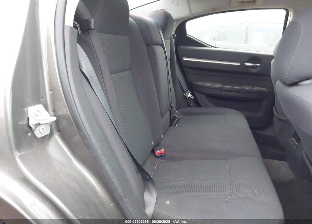 2010 DODGE CHARGER VIN: 2B3CA3CV7AH124171