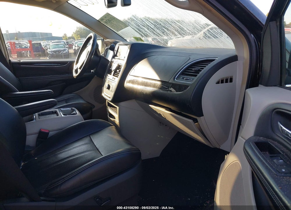 2013 CHRYSLER TOWN & COUNTRY TOURING-L VIN: 2C4RC1CG6DR711856