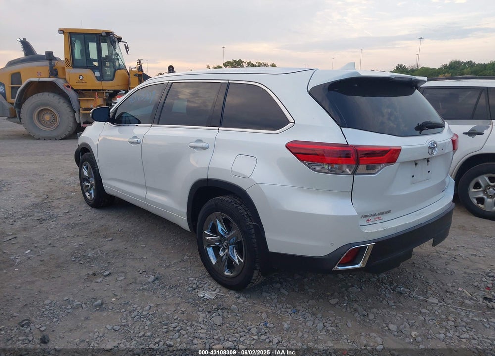 2019 TOYOTA HIGHLANDER LIMITED/PLATINUM VIN: 5TDDZRFH1KS739578