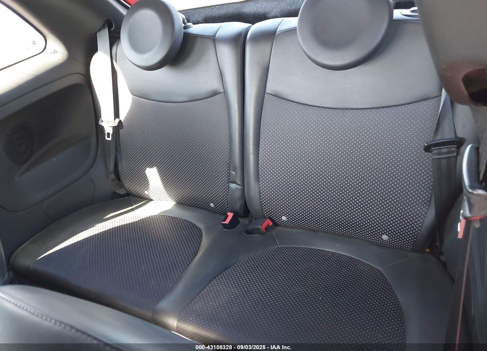 2015 FIAT 500E VIN: 3C3CFFGE5FT647557