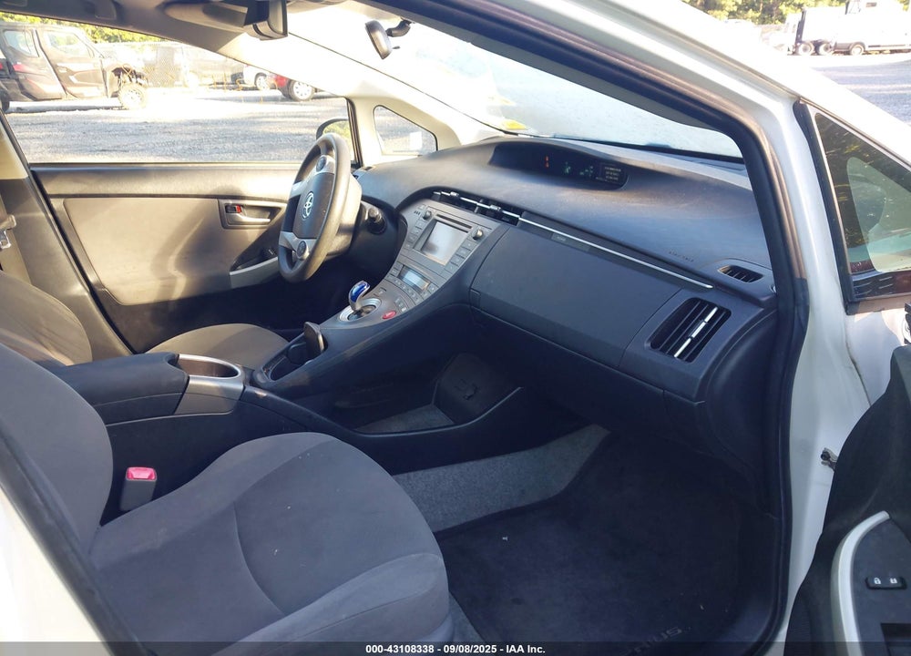 2013 TOYOTA PRIUS VIN: JTDKN3DU6D5696428