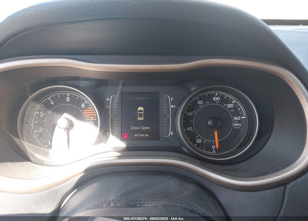 2017 JEEP CHEROKEE VIN: 1C4PJLCB0HW507824