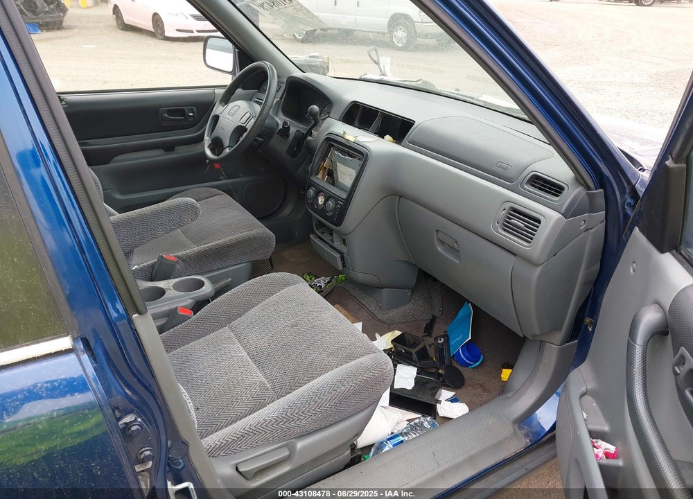 1998 HONDA CR-V EX VIN: JHLRD1869WC055275