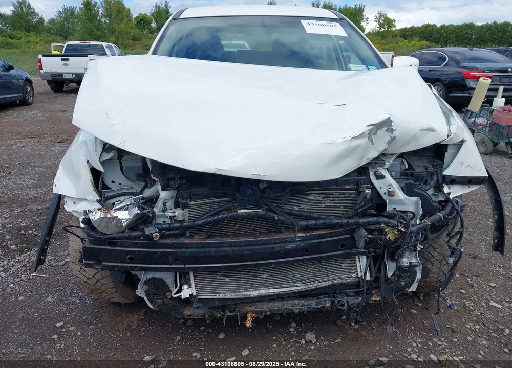 2017 NISSAN ROGUE VIN: KNMAT2MV7HP547024