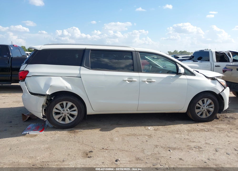 2016 KIA SEDONA LX VIN: KNDMB5C12G6163866