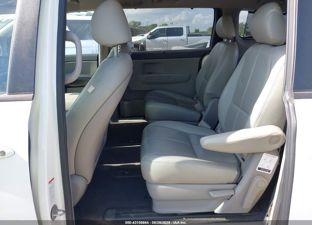 2016 KIA SEDONA LX VIN: KNDMB5C12G6163866