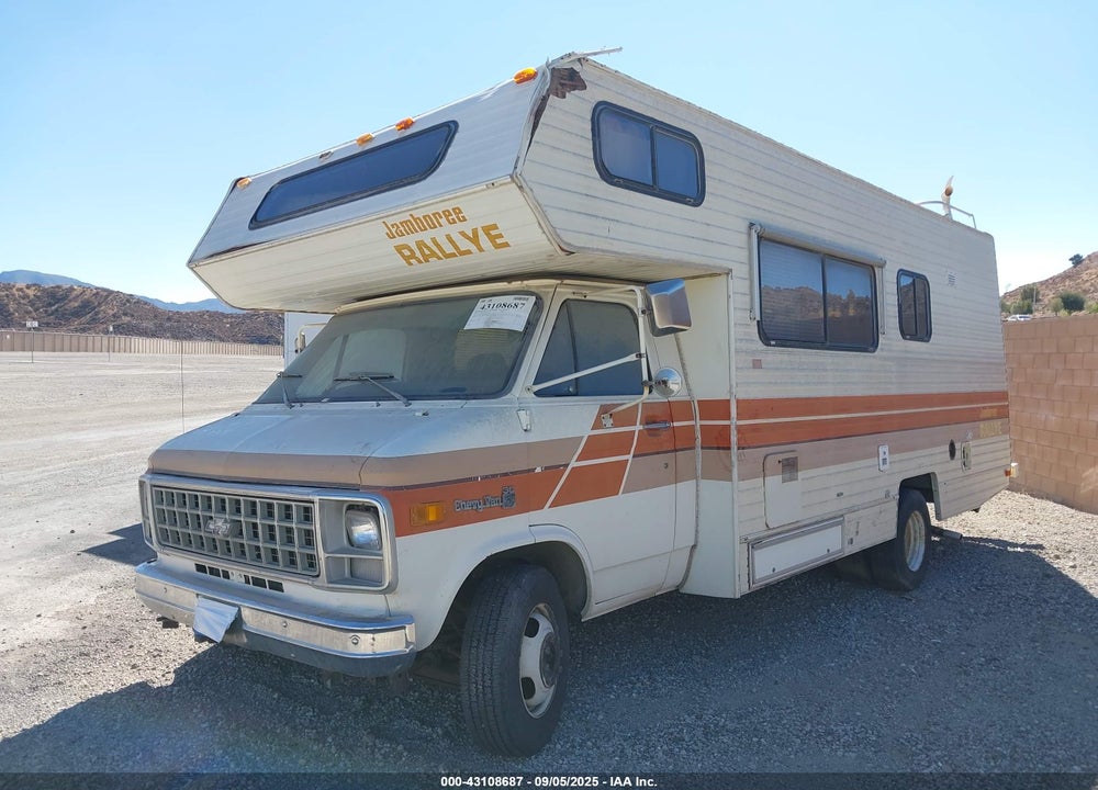 1981 CHEVROLET G30 VIN: 2GBJG31M2B4154545