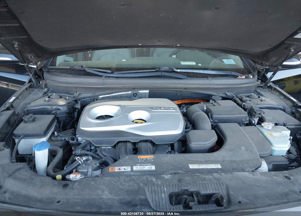 2017 HYUNDAI SONATA HYBRID VIN: KMHE24L10HA048563