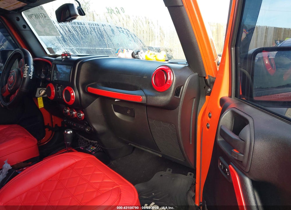 2015 JEEP WRANGLER UNLIMITED VIN: 1C4HJWEG6FL584288
