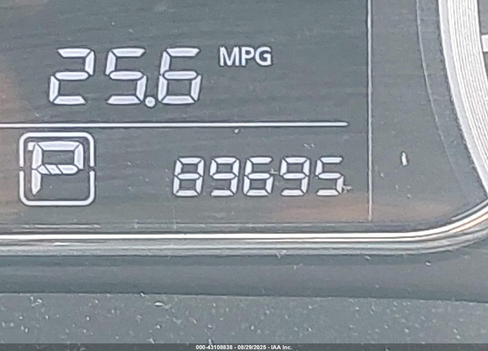 2014 NISSAN SENTRA SR VIN: 3N1AB7AP8EY318015