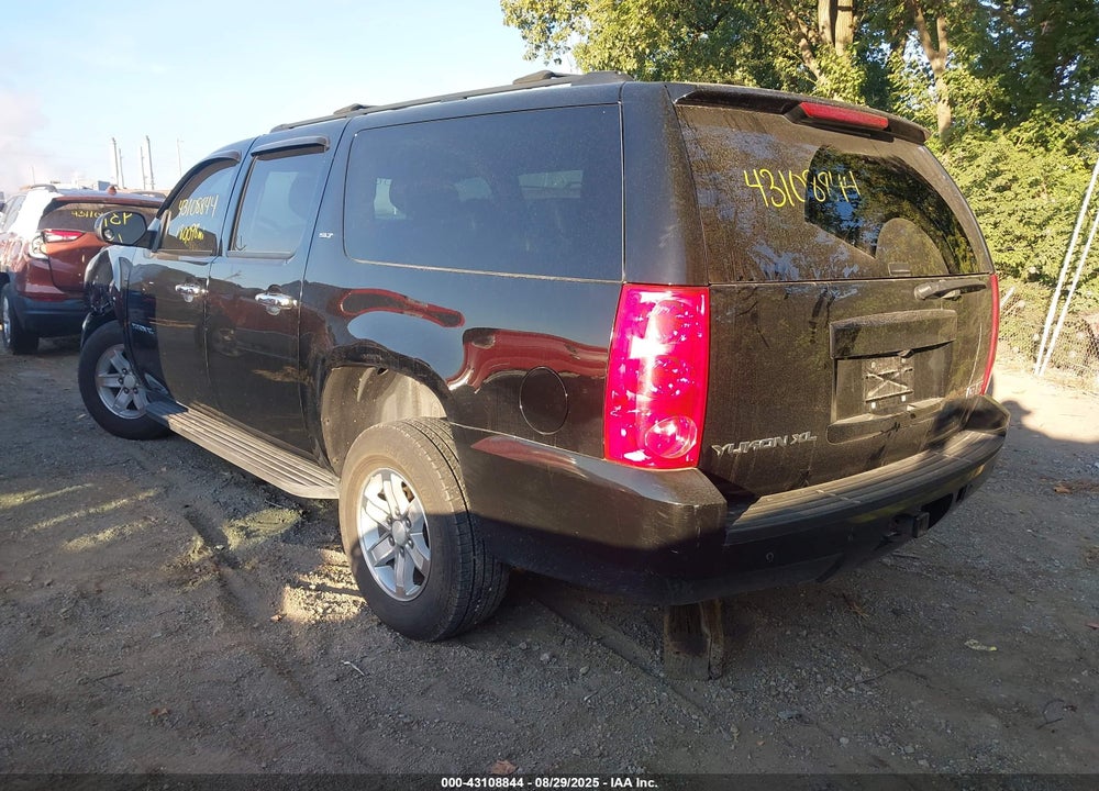 2014 GMC YUKON XL 1500 SLT VIN: 1GKS2KE72ER201233